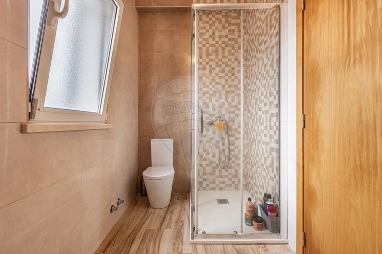 Moradia T3 para Venda em Pontevel Foto 27