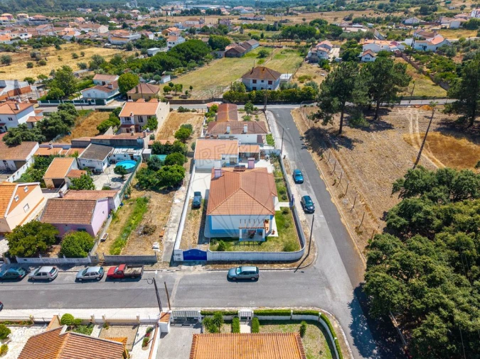 Moradia T3 para Venda em Pontevel Foto 1