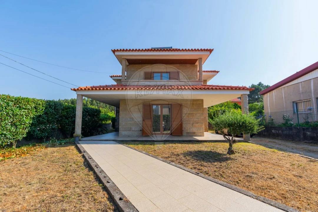 Moradia T3 para Venda em Termas de São Vicente Foto 1