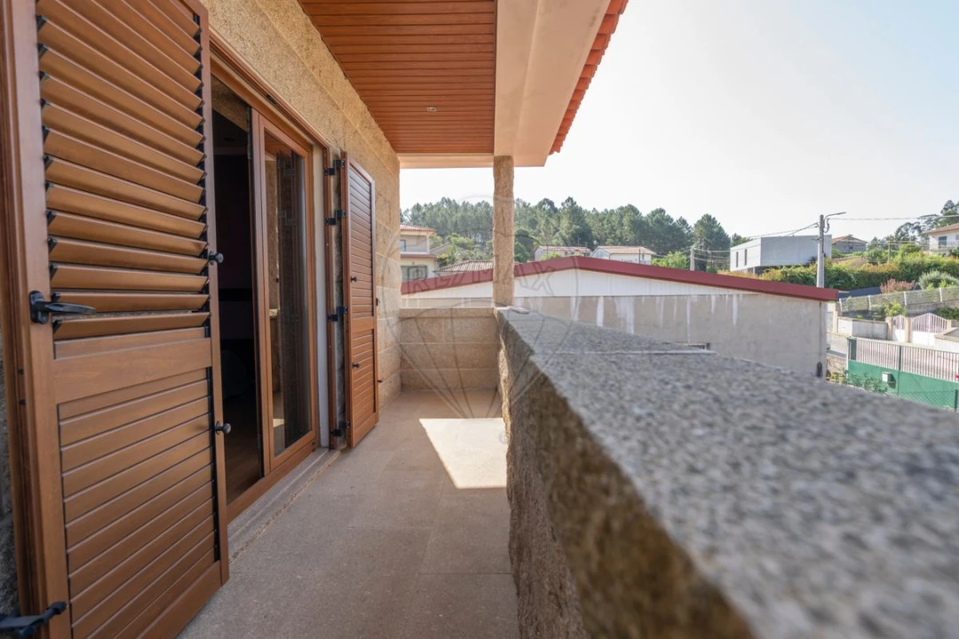 Moradia T3 para Venda em Termas de São Vicente Foto 24