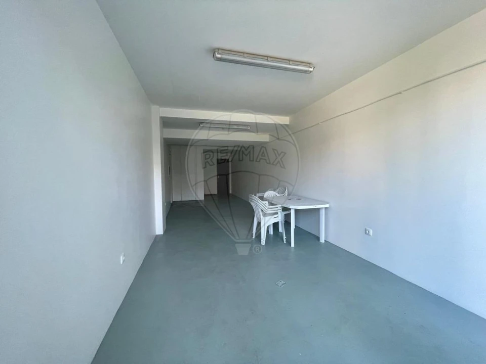 Apartamento T3 para Venda em Campanhã Foto 9