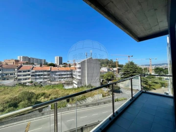 Apartamento T3 para Venda em Campanhã