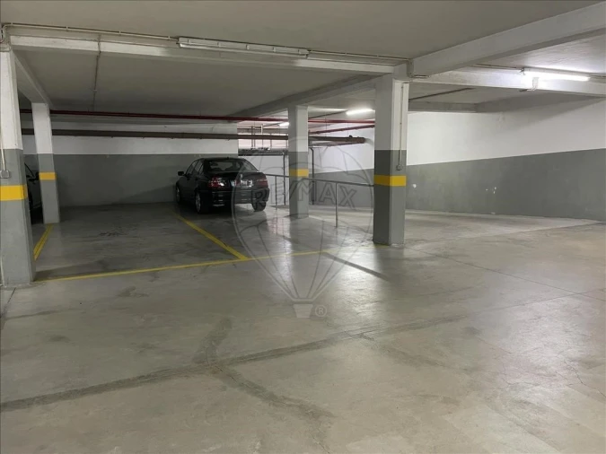 Apartamento T3 para Venda em Campanhã Foto 20