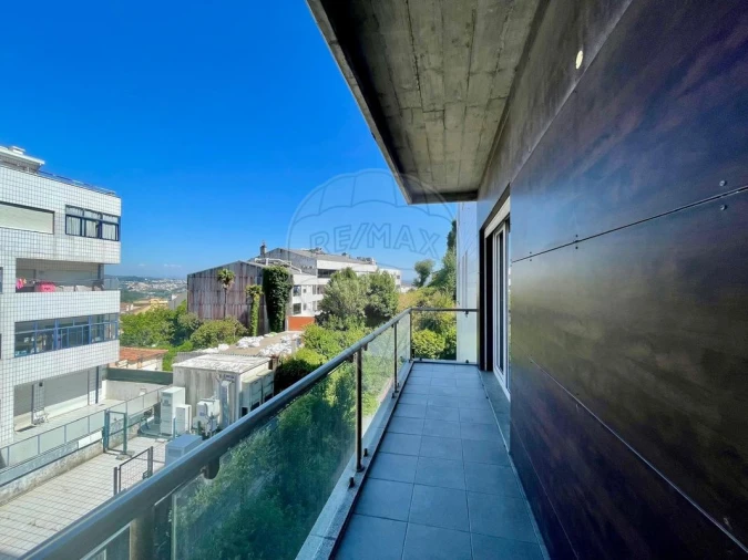 Apartamento T3 para Venda em Campanhã Foto 17