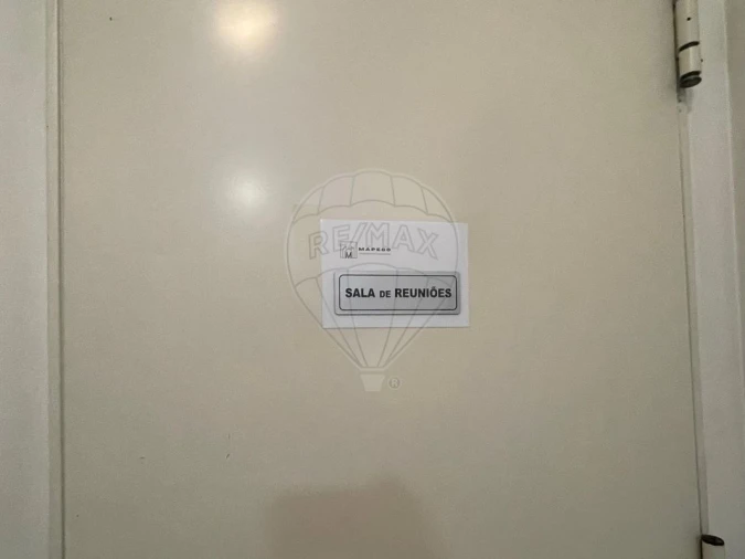 Apartamento T3 para Venda em Campanhã Foto 5