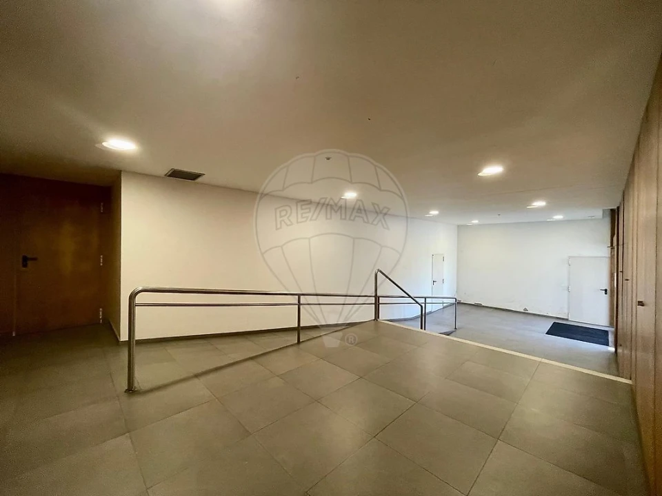Apartamento T3 para Venda em Campanhã Foto 16