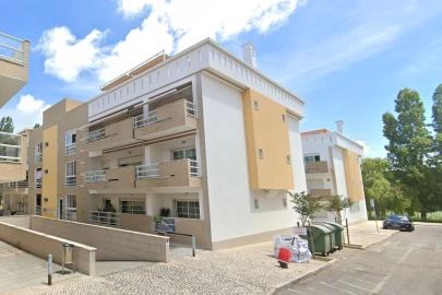 Apartamento T3 para Venda em Palhais e Coina