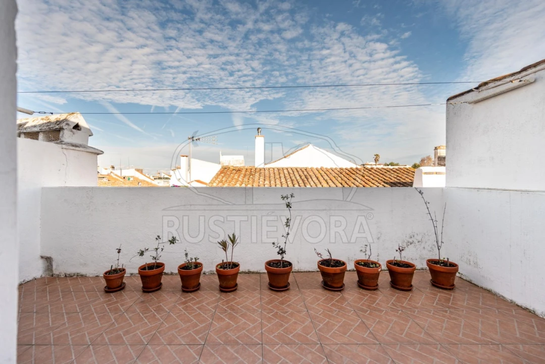 Moradia T4 para Venda em Évora (São Mamede, Sé, São Pedro e Santo Antão) Foto 26