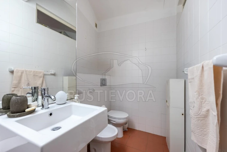 Moradia T4 para Venda em Évora (São Mamede, Sé, São Pedro e Santo Antão) Foto 12