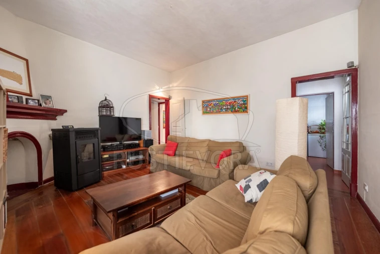 Moradia T4 para Venda em Évora (São Mamede, Sé, São Pedro e Santo Antão) Foto 4