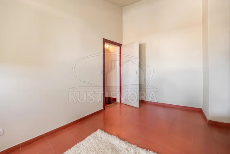 Moradia T4 para Venda em Évora (São Mamede, Sé, São Pedro e Santo Antão) Foto 25