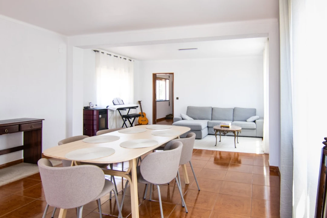 Moradia T5 para Venda em Carriço Foto 8