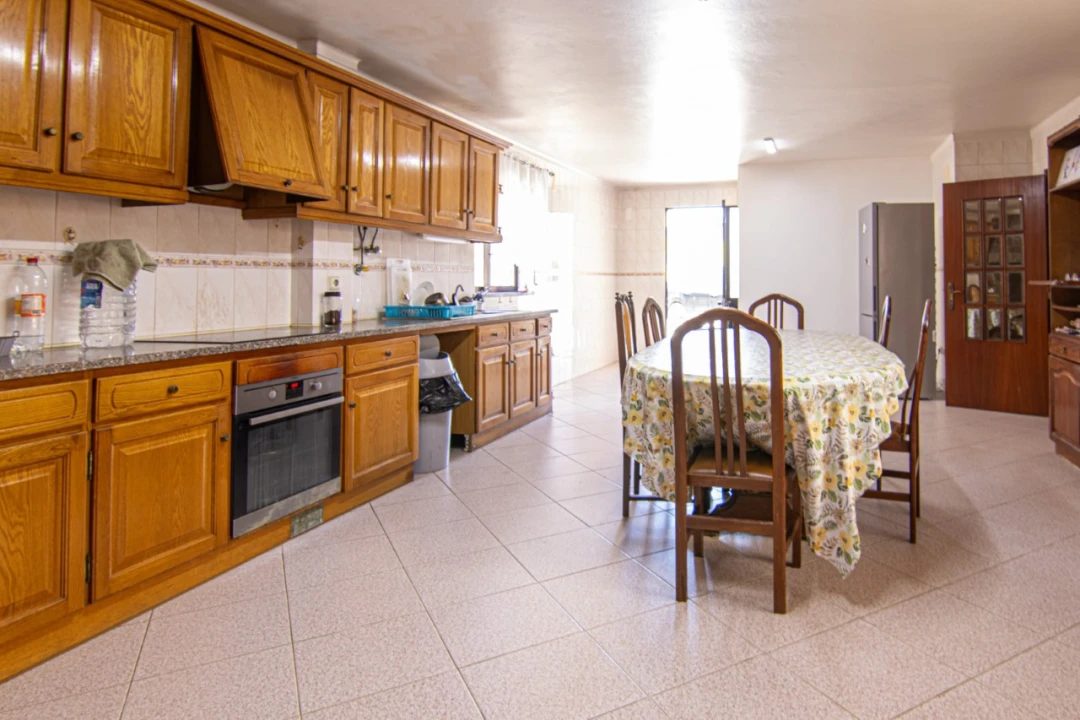 Moradia T5 para Venda em Carriço Foto 28