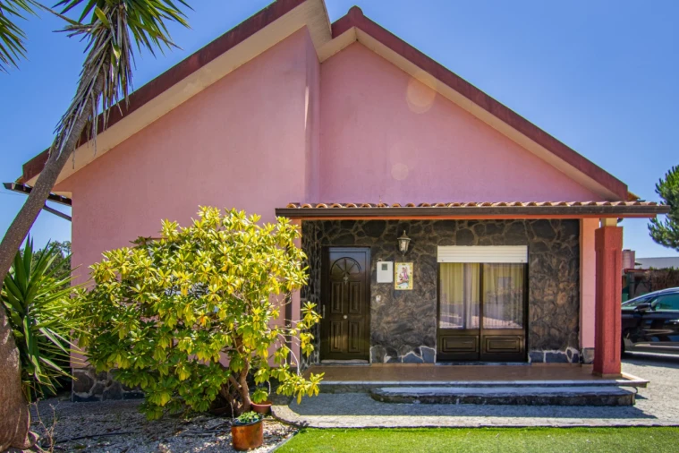 Moradia T5 para Venda em Carriço