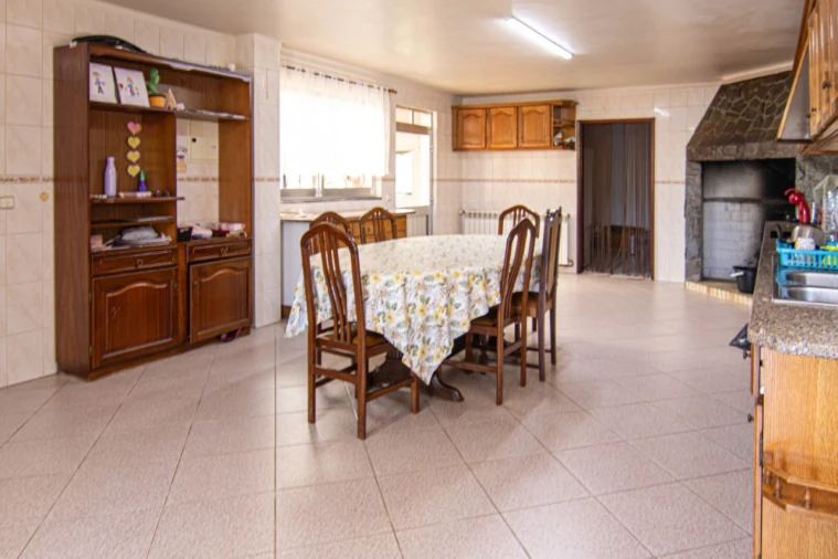 Moradia T5 para Venda em Carriço Foto 30