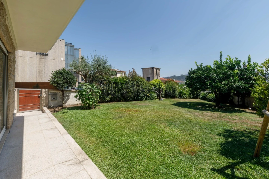 Moradia T4 para Venda em Moreira de Conegos Foto 24