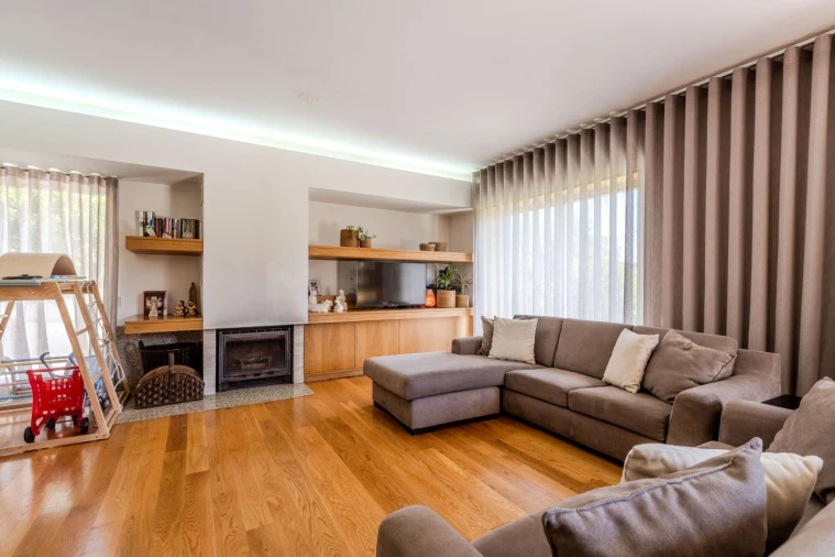 Moradia T4 para Venda em Moreira de Conegos Foto 3