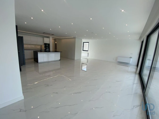 Moradia T3 para Venda em Sopo Foto 9