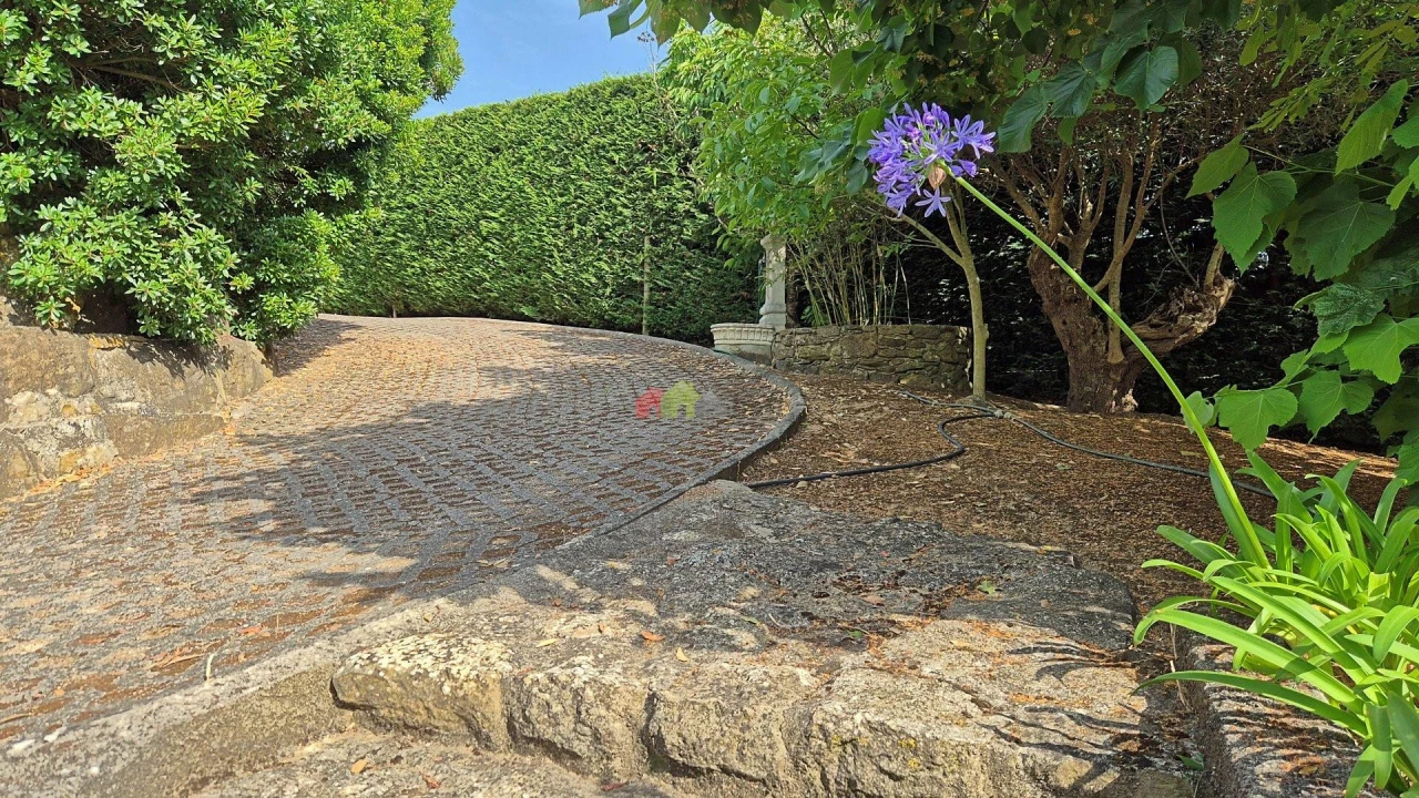 Moradia T7 para Venda em Sobral de Monte Agraço Foto 5