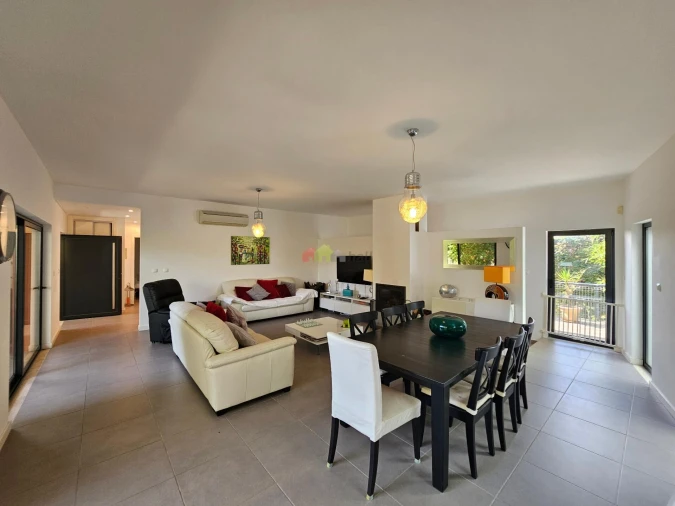 Moradia T7 para Venda em Sobral de Monte Agraço Foto 11