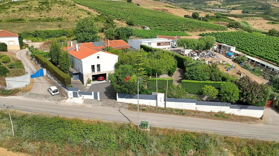 Moradia T7 para Venda em Sobral de Monte Agraço Foto 105