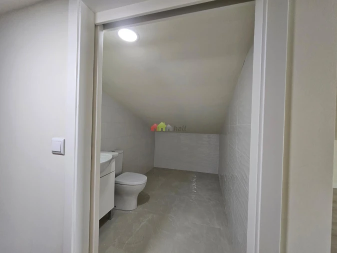 Moradia T7 para Venda em Sobral de Monte Agraço Foto 48