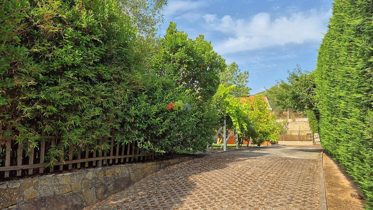 Moradia T7 para Venda em Sobral de Monte Agraço Foto 98