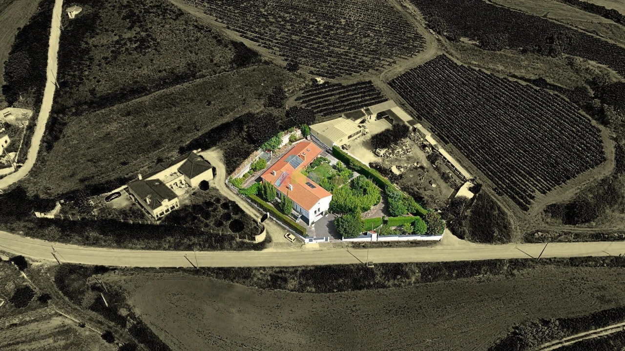 Moradia T7 para Venda em Sobral de Monte Agraço Foto 2