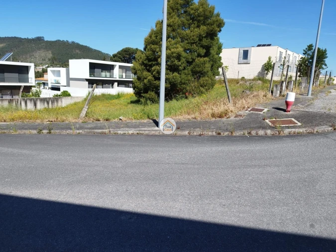 Moradia T3 para Venda em Silveiros e Rio Covo (Santa Eulália) Foto 20