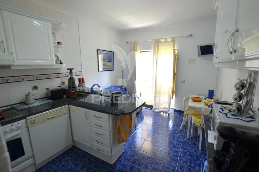 Apartamento T2 para Venda em Albufeira e Olhos de Água Foto 2