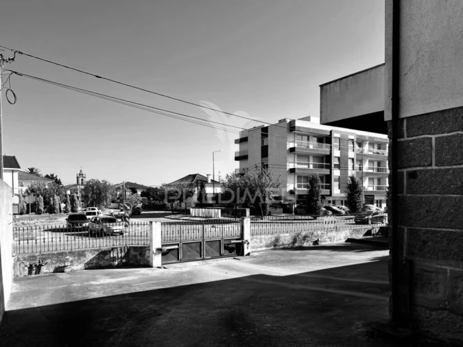 Moradia T7 para Venda em Vermoim Foto 16