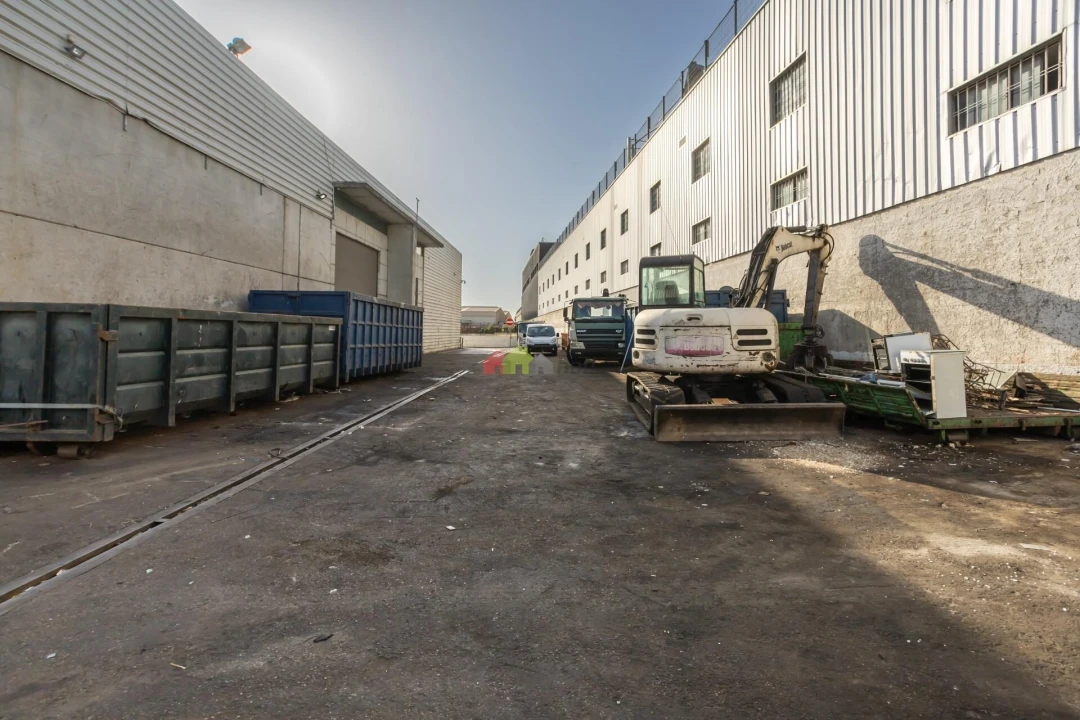 Armazém para Venda em Amora Foto 13