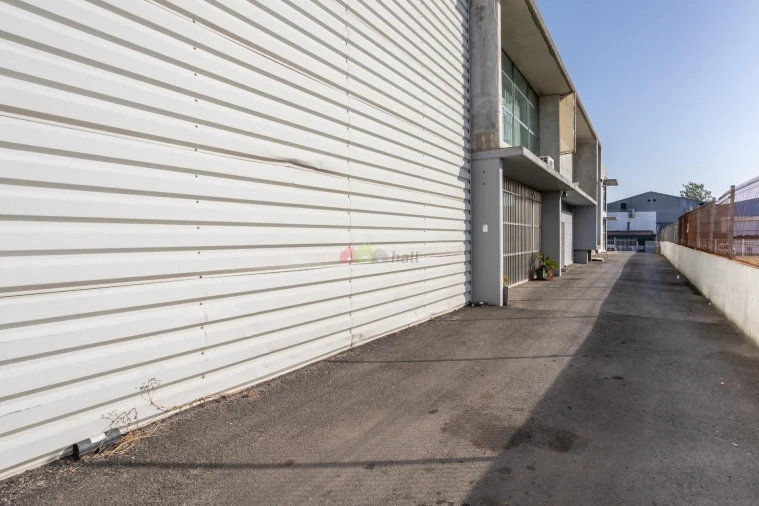 Armazém para Venda em Amora Foto 7