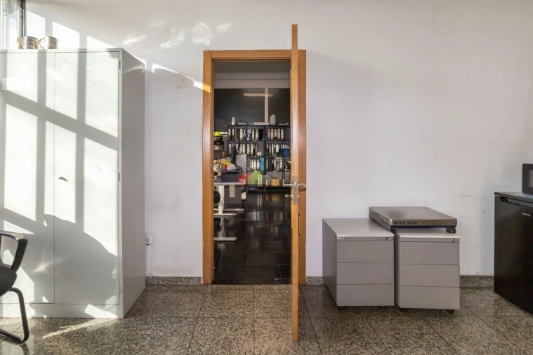 Armazém para Venda em Amora Foto 18