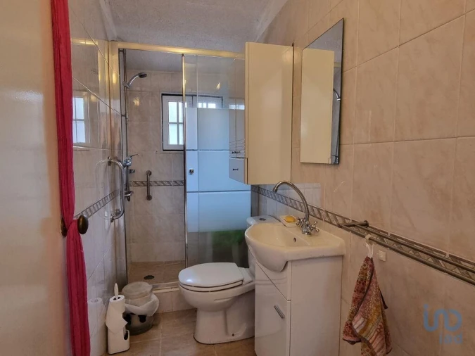 Moradia T1 para Venda em Sarzedo Foto 6