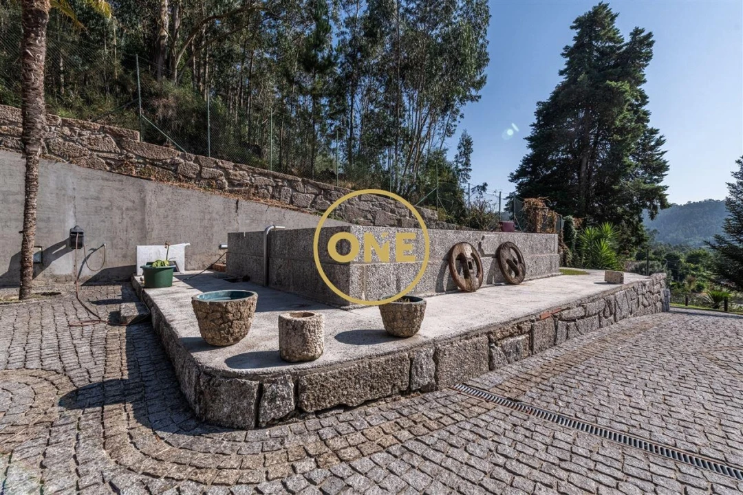 Moradia T3 para Venda em Arnoso (Santa Maria e Santa Eulália) e Sezures Foto 42