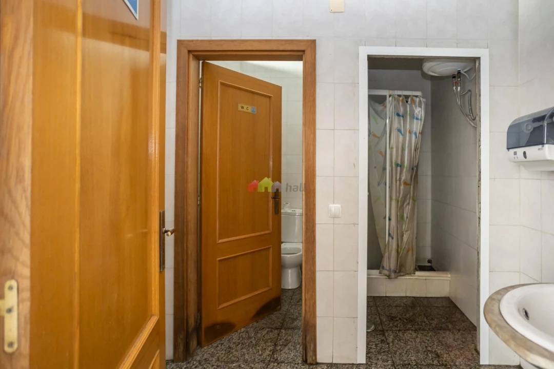 Armazém para Venda em Amora Foto 22