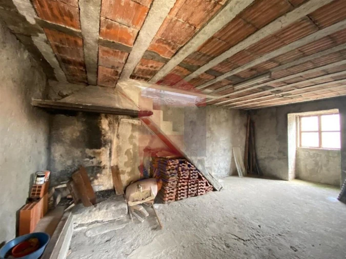 Moradia T2 para Venda em Portela Foto 4