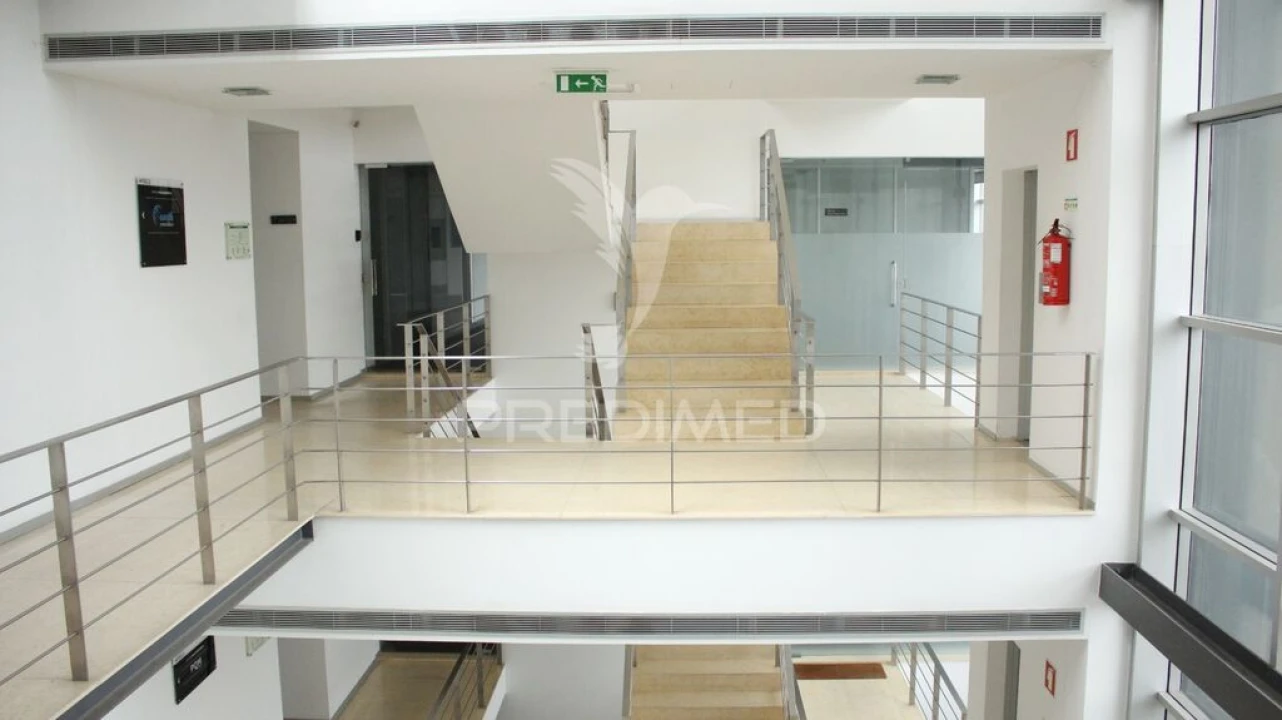 Escritório para Arrendamento em Celeirós, Aveleda e Vimieiro Foto 4