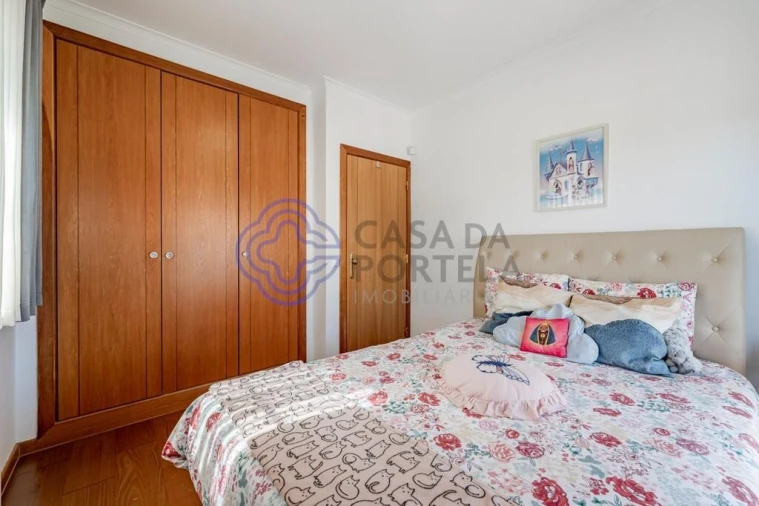 Moradia T3 para Venda em Gaio-Rosário e Sarilhos Pequenos Foto 20