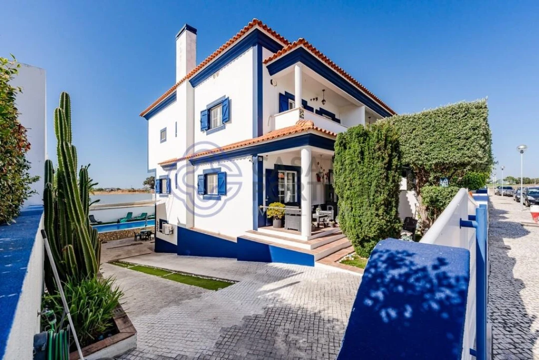 Moradia T3 para Venda em Gaio-Rosário e Sarilhos Pequenos Foto 40