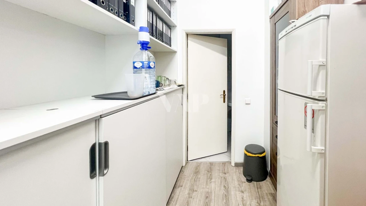 Negócio para Venda em Quarteira Foto 7