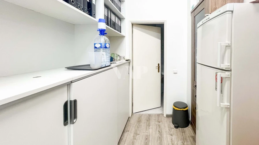 Negócio para Venda em Quarteira Foto 7