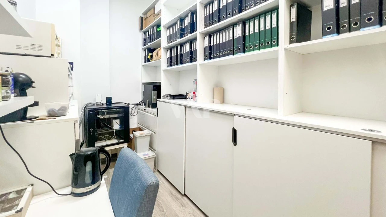 Negócio para Venda em Quarteira Foto 6