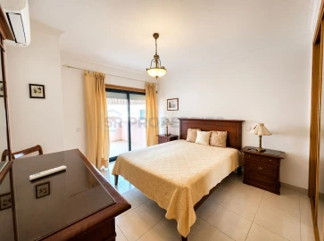 Apartamento T1 para Venda em Quarteira