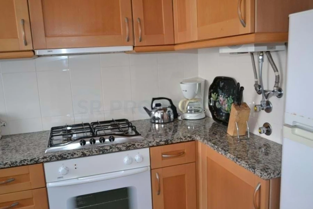 Apartamento T1 para Venda em Quarteira Foto 12