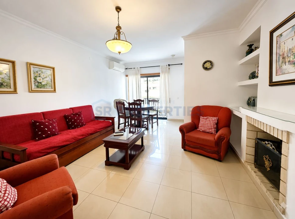 Apartamento T1 para Venda em Quarteira Foto 2