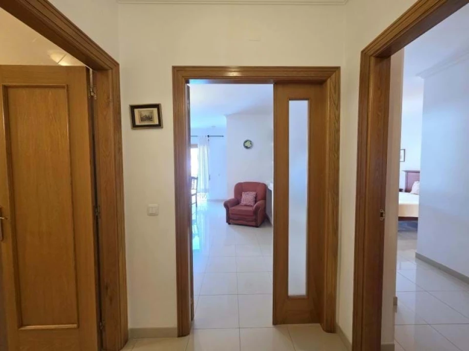 Apartamento T1 para Venda em Quarteira Foto 22