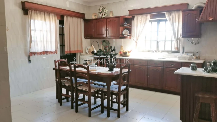 Moradia T5 para Venda em Santo Antonio das Areias Foto 5