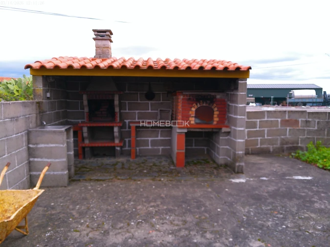 Moradia T5 para Venda em Santo Antonio das Areias Foto 57